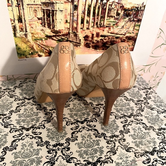 Coach Shoes - Picture 2 of 3
